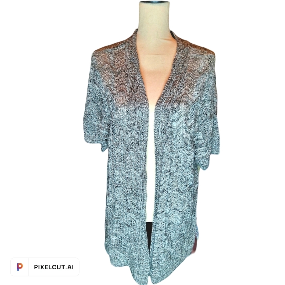 013 FADED GLORY PLUS 3X SHORT SLEEVE CARDIGAN